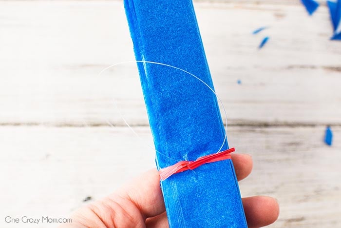 Tissue paper pom poms are so pretty for birthday parties, baby showers and more. Learn how to make these easily with dollar store supplies. Tissue paper pom poms are so pretty for birthday parties, baby showers and more. Learn how to make these easily with dollar store supplies.