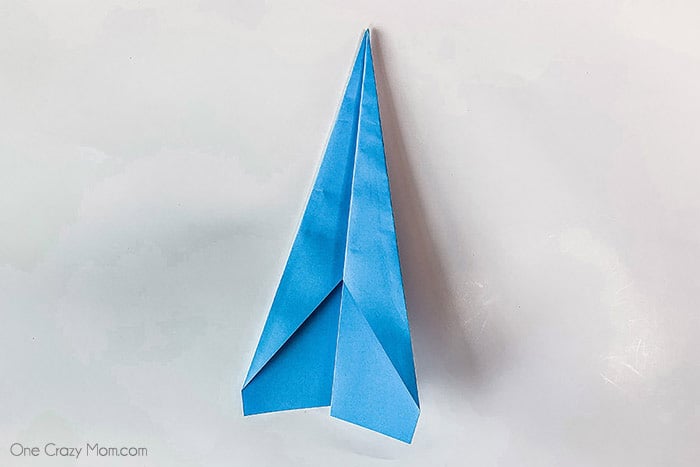 We are going to show you how to make a paper airplane. With just a few easy steps, you can make the perfect airplane that is simple but tons of fun! We are going to show you how to make a paper airplane. With just a few easy steps, you can make the perfect airplane that is simple but tons of fun!