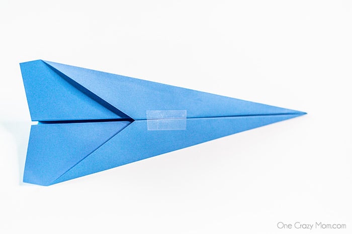 We are going to show you how to make a paper airplane. With just a few easy steps, you can make the perfect airplane that is simple but tons of fun! We are going to show you how to make a paper airplane. With just a few easy steps, you can make the perfect airplane that is simple but tons of fun!
