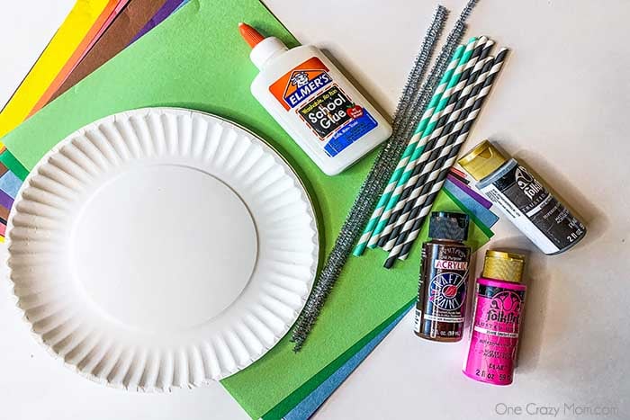 Animal paper plate masks are so simple and you probably already have all that you need at home! These are so easy that the kids can make several masks. Animal paper plate masks are so simple and you probably already have all that you need at home! These are so easy that the kids can make several masks.