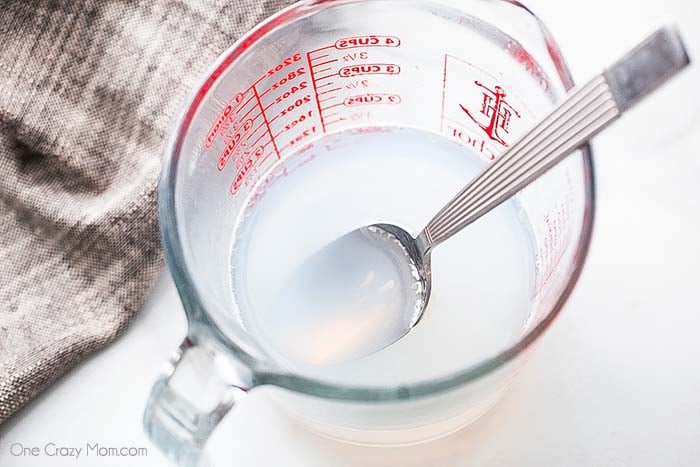 Try making DIY Disinfecting Wipes for a fraction of the price of store bought wipes. These are very simple to make and work great! Try making DIY Disinfecting Wipes for a fraction of the price of store bought wipes. These are very simple to make and work great!