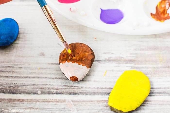 DIY Painted Rocks is a fun activity that can also brighten someone's day. You can paint various designs, sayings and more to encourage and uplift others. DIY Painted Rocks is a fun activity that can also brighten someone's day. You can paint various designs, sayings and more to encourage and uplift others.