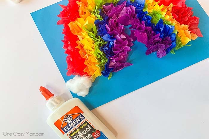Make this colorful rainbow tissue paper craft for the perfect indoor activity. Easy rainbow crafts are so fun and a great learning activity. Make this colorful rainbow tissue paper craft for the perfect indoor activity. Easy rainbow crafts are so fun and a great learning activity.