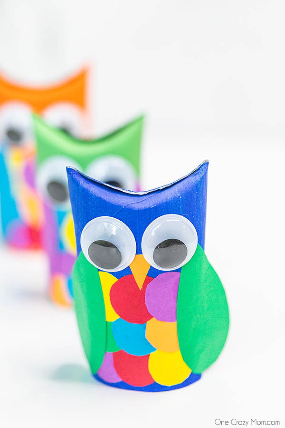 This adorable Owl toilet paper roll craft is so frugal to make and tons of fun. Save empty toilet paper rolls and transform them into this cute little owl. This adorable Owl toilet paper roll craft is so frugal to make and tons of fun. Save empty toilet paper rolls and transform them into this cute little owl.
