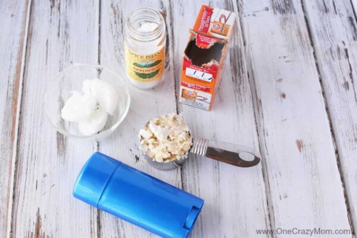 Try this homemade deodorant recipe. Coconut oil deodorant is the best all natural deodorant. You will love how well this all natural deodorant recipe works. It works great and is budget friendly. Plus, it's very quick and easy to make! Ingredients for deodorant - shea butter, coconut oil, baking soda, arrow root, tea tree oil, lavender oil, container.