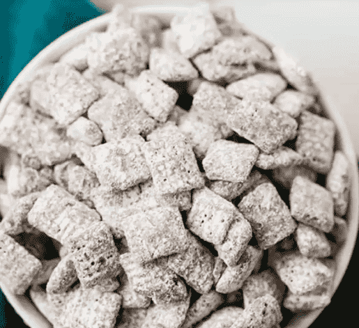 Puppy chow in bowl.