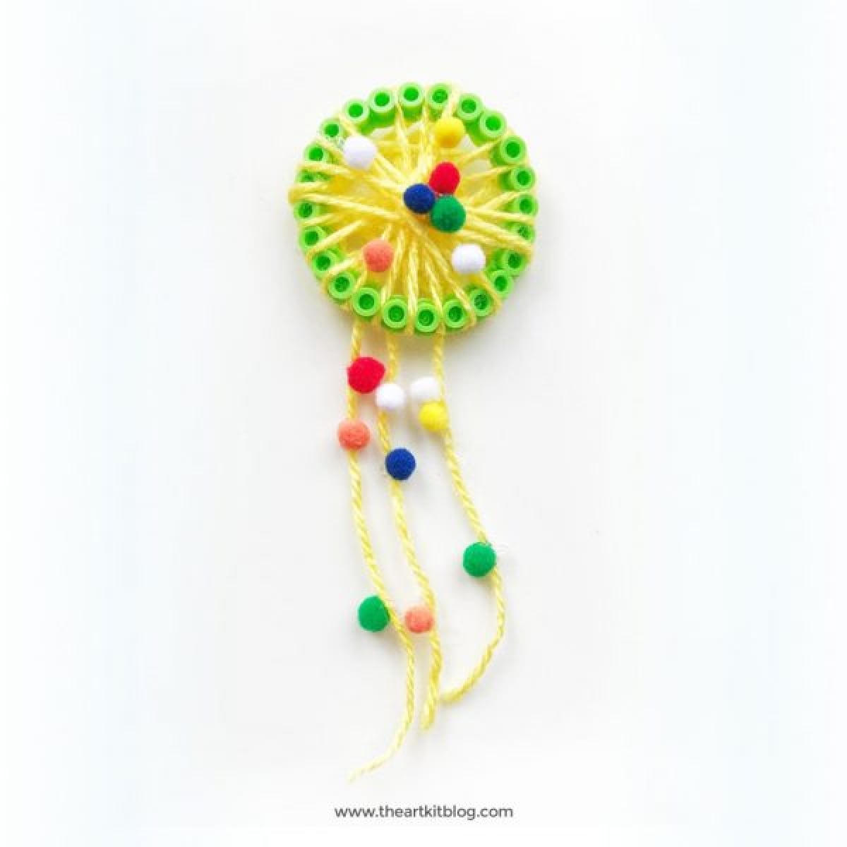 Perler bead crafts are so much fun and we have over 15 easy perler bead ideas. Choose from picture frames, magnets and so much more. Dreamcatcher with beads.