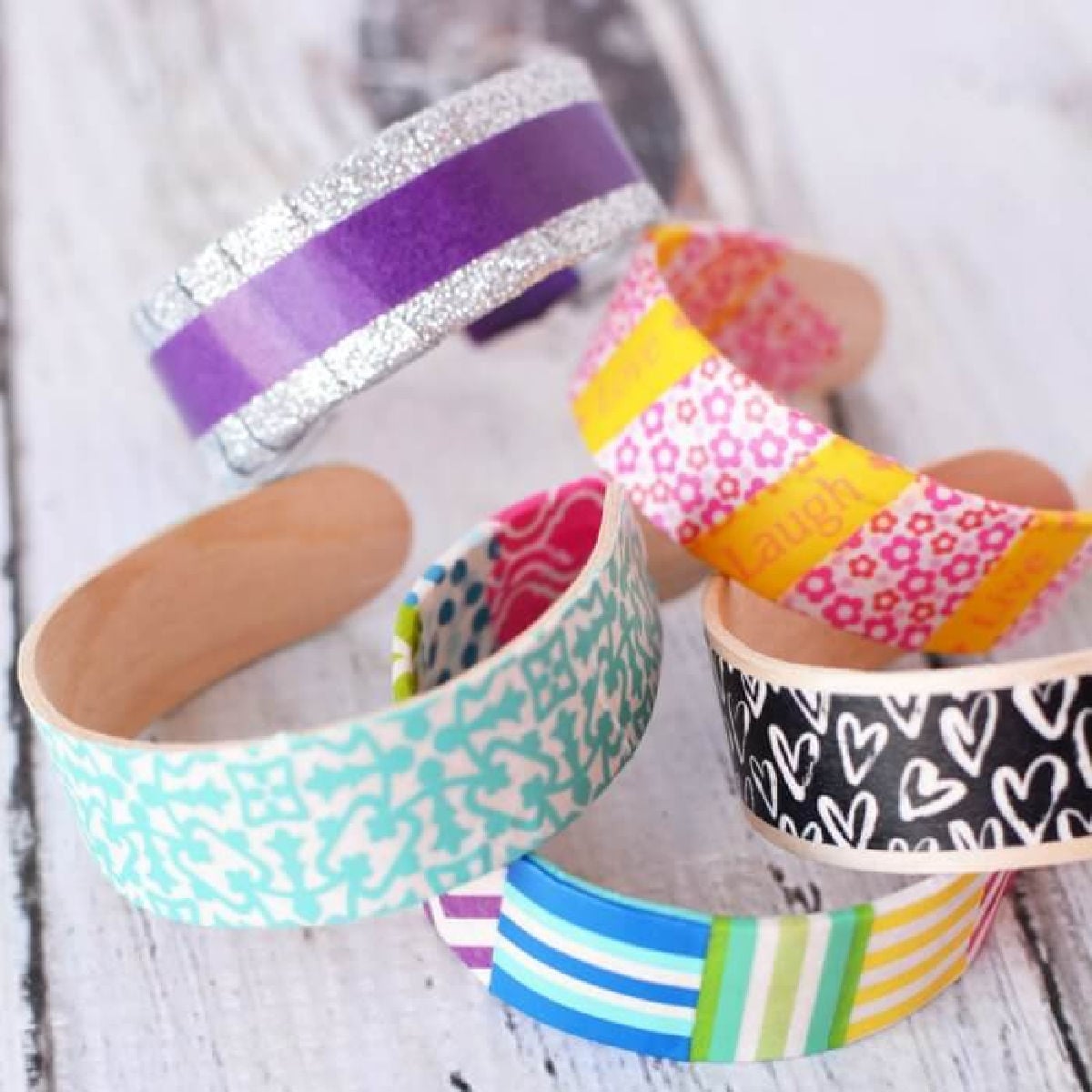 Learn how to make popsicle stick bracelets. These craft sticks bracelets will be a hit with everyone! You will love these bracelets made from popsicle sticks! The kids will have a blast decorating popsicle stick jewelry! Try making popsicle stick crafts! Learn how to make popsicle stick bracelets. These craft sticks bracelets will be a hit with everyone! You will love these bracelets made from popsicle sticks! The kids will have a blast decorating popsicle stick jewelry! Try making popsicle stick crafts!